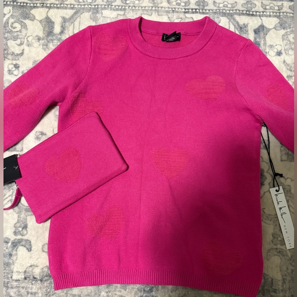 NWT Nicole Miller New York Pink Heart Sweater & Matching Wristlet Set Size Small